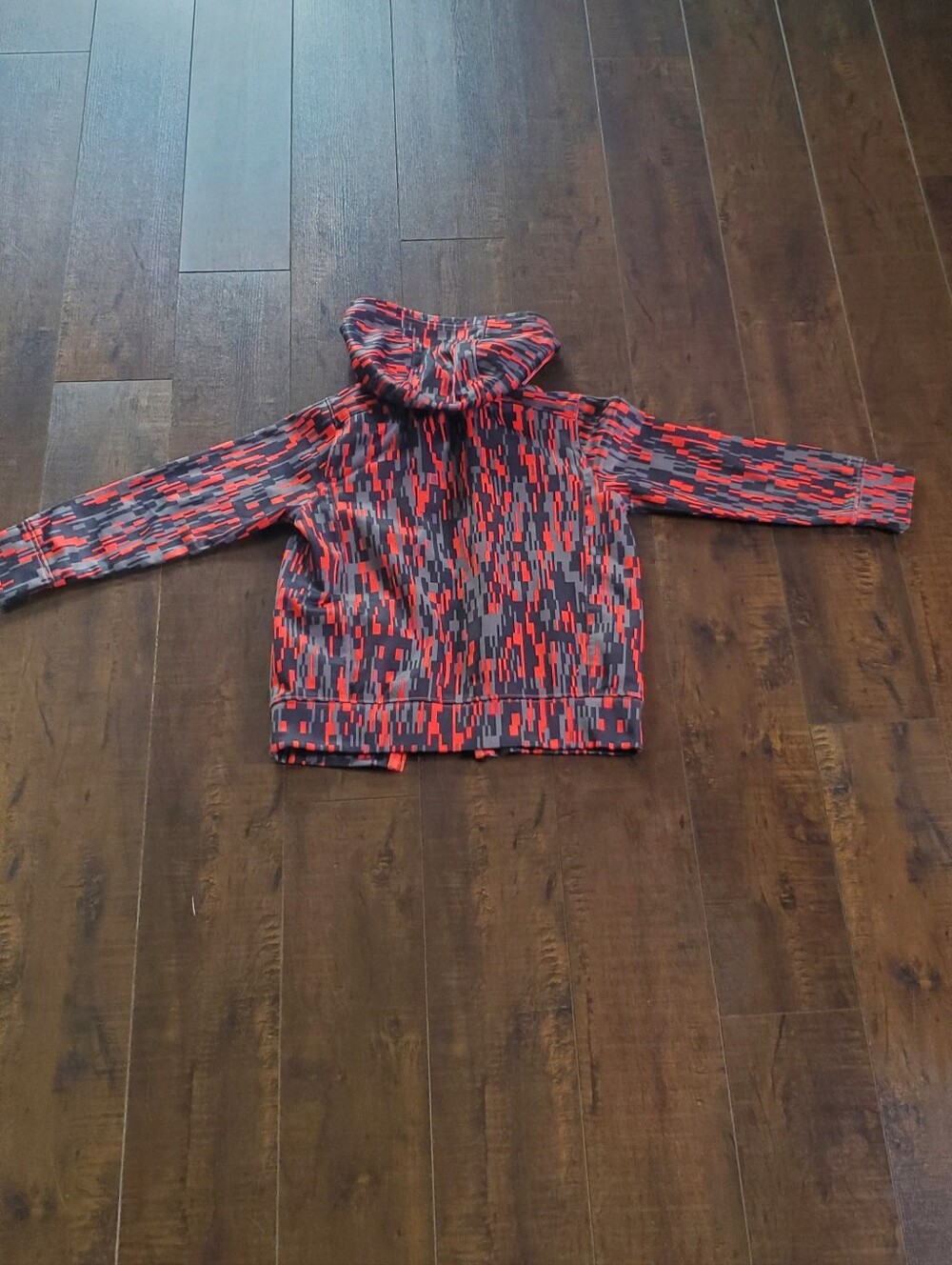 Xersion Kids Hooded Jacket Orange and Gray Pixel Print EUC Size 6